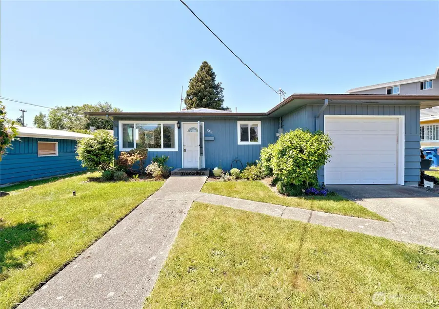 6811 27th Avenue S, Seattle, WA 98108 - #2
