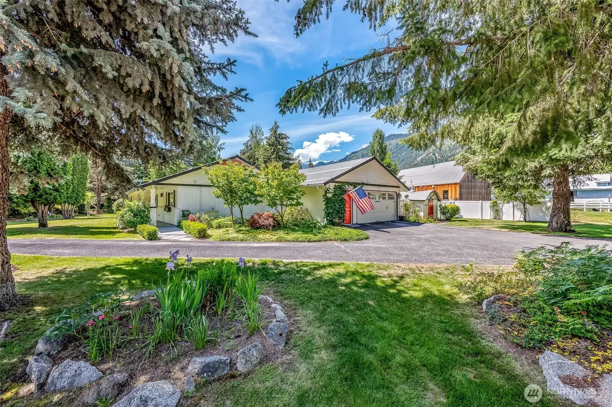 9280 E Leavenworth Road, Leavenworth, WA 98826 - #1