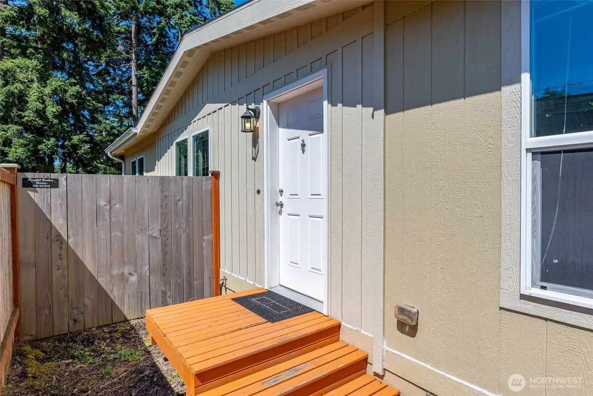 4355 Northgate Drive, Oak Harbor, WA 98277 - #1