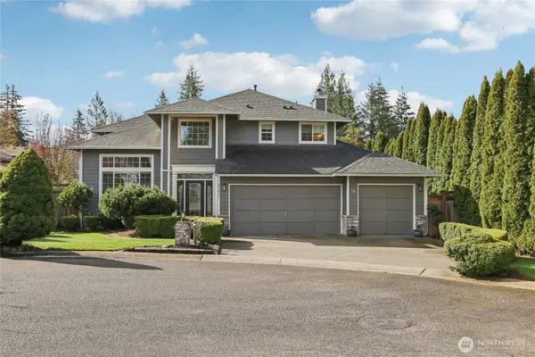 21611 SE 257th Place, Maple Valley, WA 98038