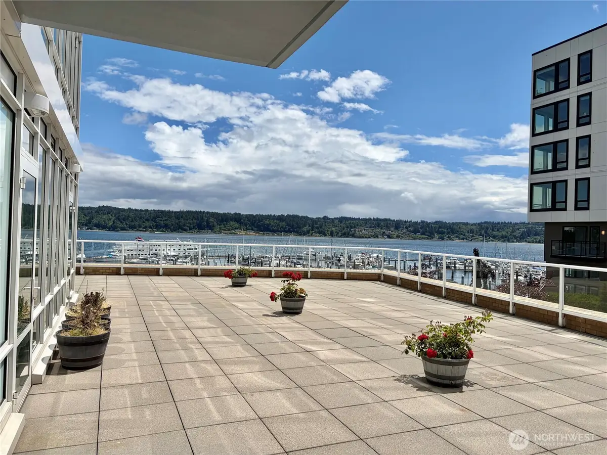 320 Washington Avenue #104, Bremerton, WA 98337 - #1
