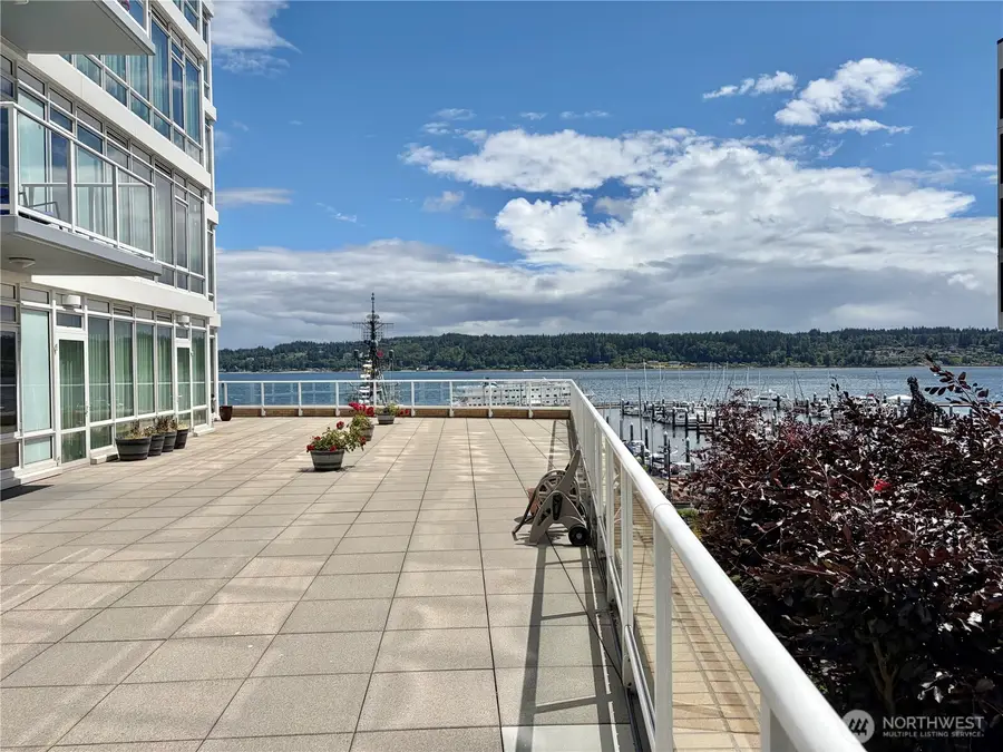 320 Washington Avenue #104, Bremerton, WA 98337 - #2