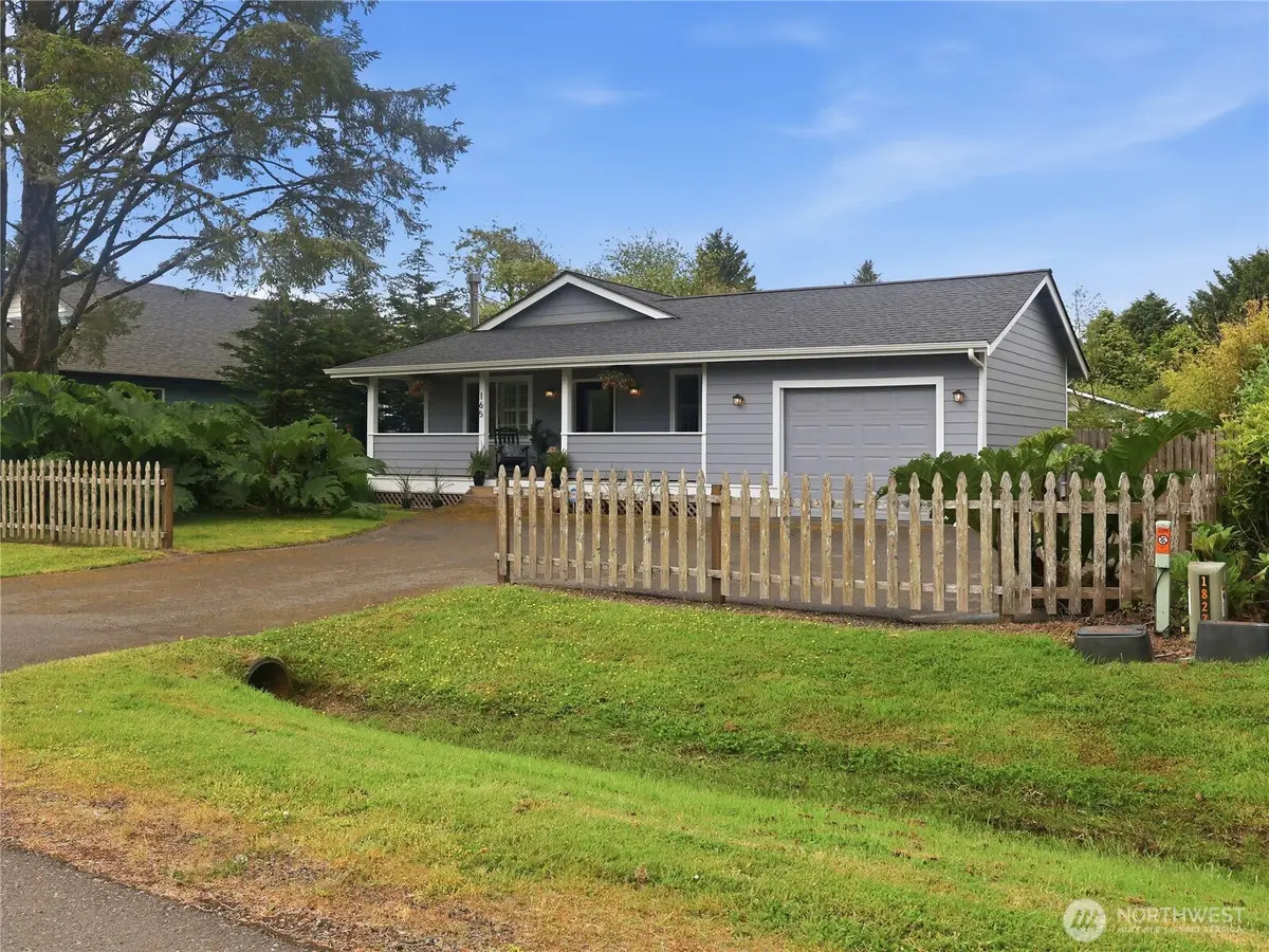 165 N Narwhal Loop Nw, Ocean Shores, WA 98569 - #1