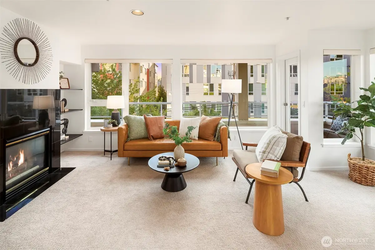 4528 8th Avenue Ne #3C, Seattle, WA 98105 - #1