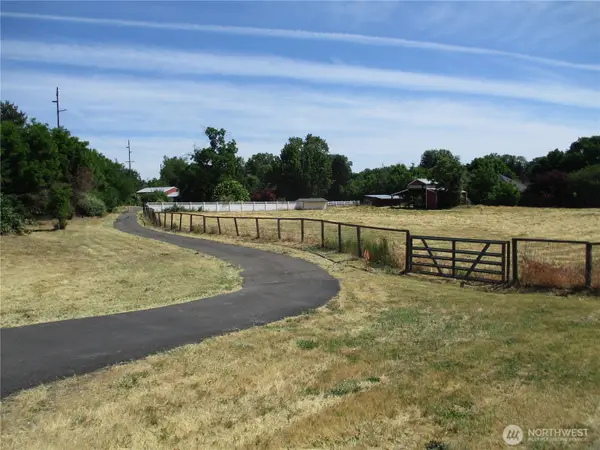 2499 Cottonwood Road, Walla Walla, WA 99362