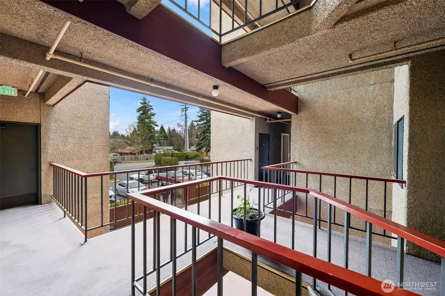 1902 S Bridgeport Way W #205, University Place, WA 98466 - #3