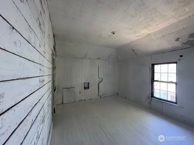 1106 W Chestnut Street, Centralia, WA 98531 - #3