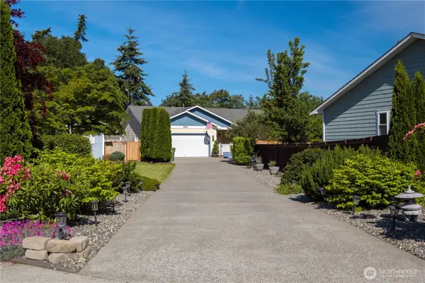 2005 SW Rosario Place, Oak Harbor, WA 98277