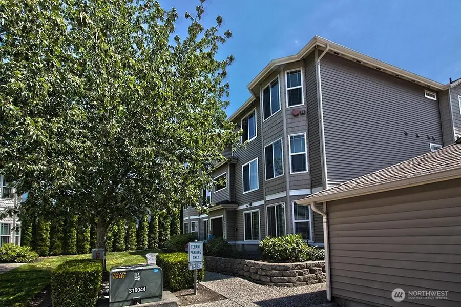 10025 9th Avenue W #D-101, Everett, WA 98204 - #3