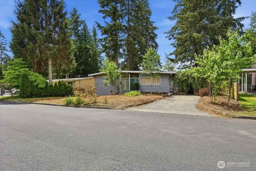 1511 143rd Avenue Se, Bellevue, WA 98007 - #3