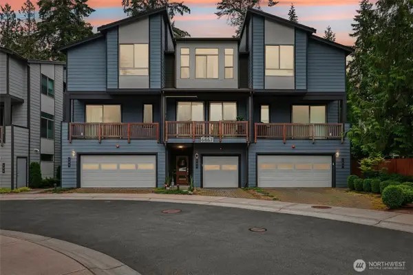 6867 NE 170th St #102, Kenmore, WA 98028