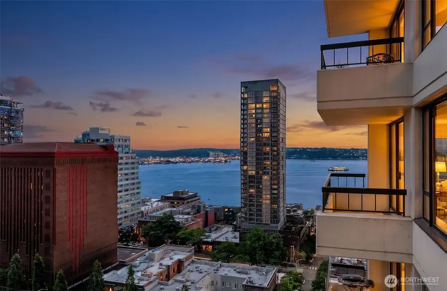 2201 3rd Avenue #2201, Seattle, WA 98121 - #2