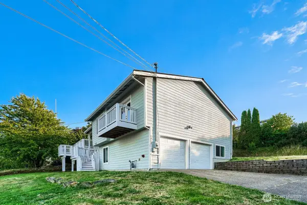 1312 Browns Point Boulevard, Tacoma, WA 98422