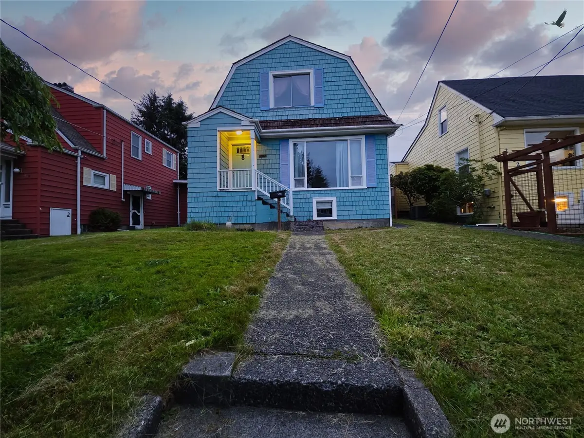2016 W 6th, Aberdeen, WA 98520 - #1