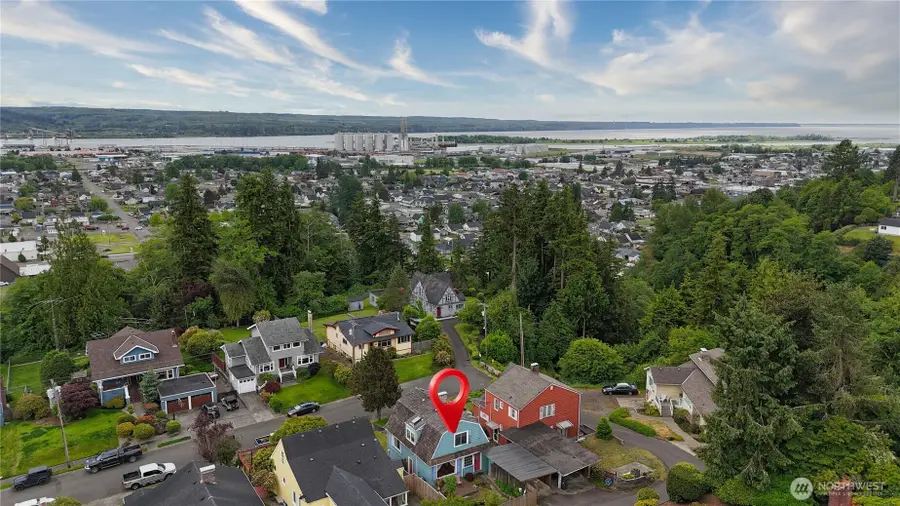 2016 W 6th, Aberdeen, WA 98520 - #2