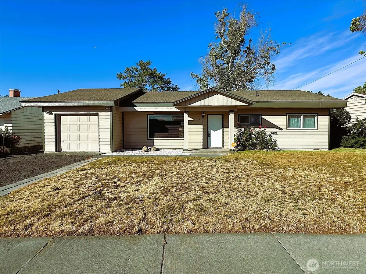 1103 S Evergreen Drive, Moses Lake, WA 98837 - #1