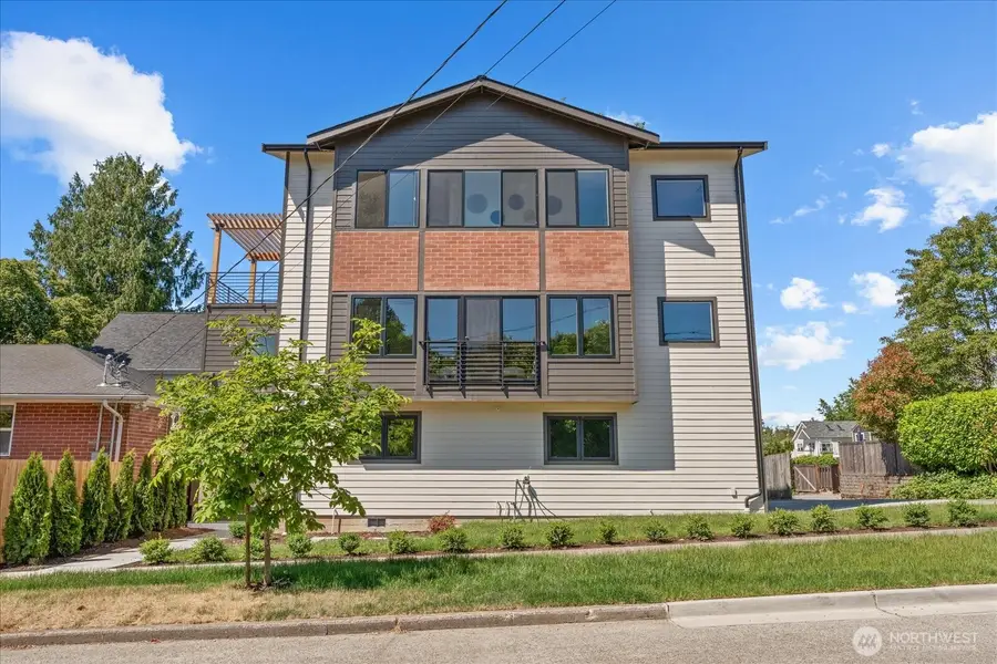 4816 SW Findlay Street, Seattle, WA 98136 - #3
