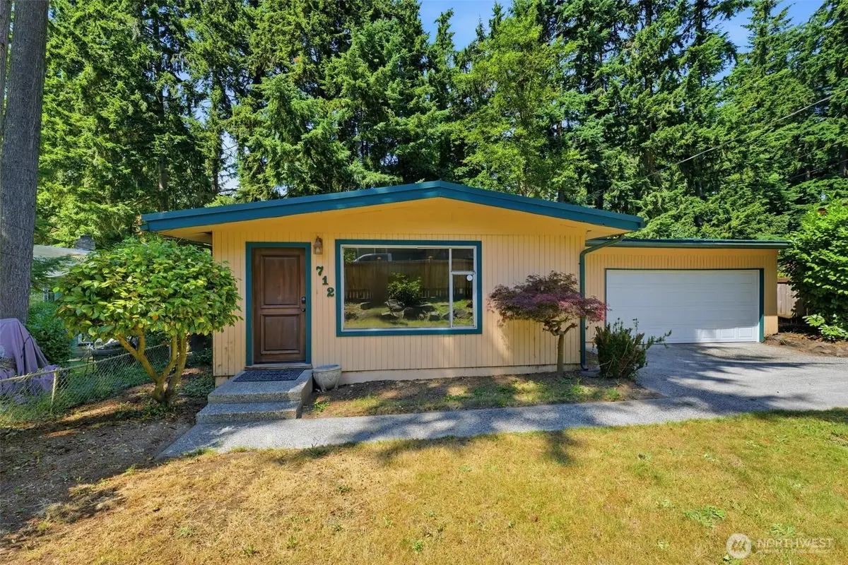712 NE 198th Street, Shoreline, WA 98155 - #1