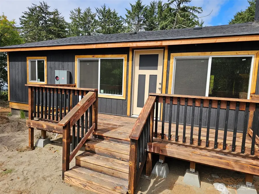 2231 Sr 105, Grayland, WA 98547 - #2