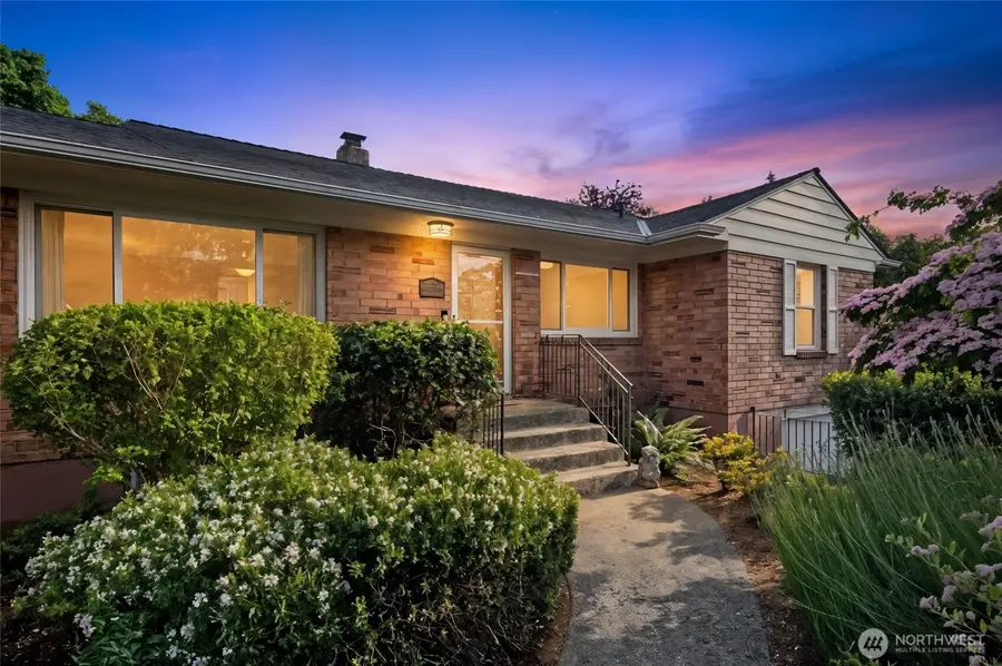 4015 NE 58th Street, Seattle, WA 98105 - #2
