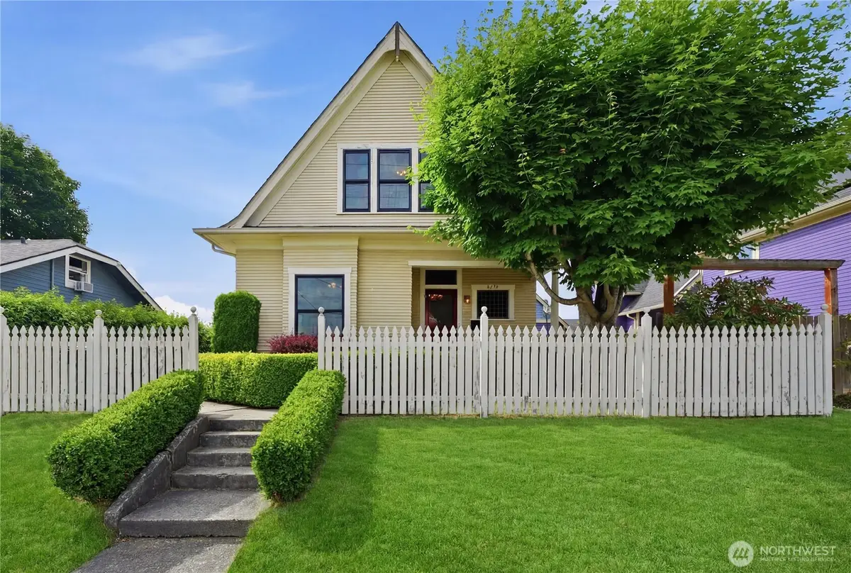 2415 F Street, Bellingham, WA 98225 - #1