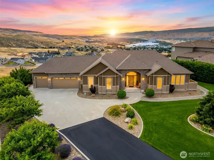 118 E Mountain Brook Ln, Wenatchee, WA 98801 - #3