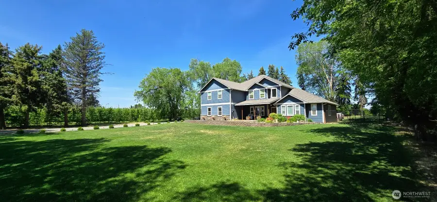 10001 Occidental Road, Yakima, WA 98903 - #3