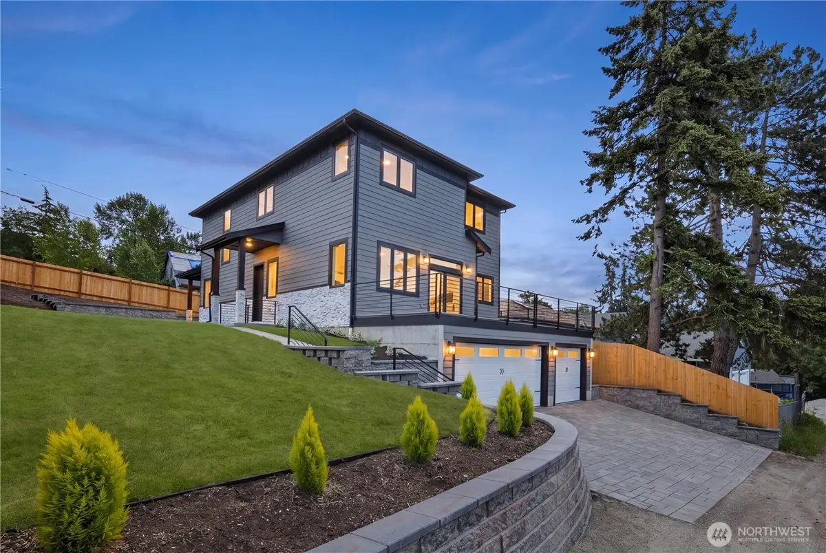 437 Hazel Avenue N, Kent, WA 98030 - #1