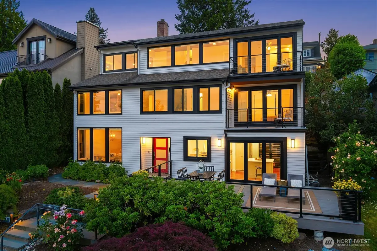 917 Lake Washington Boulevard S, Seattle, WA 98144 - #1