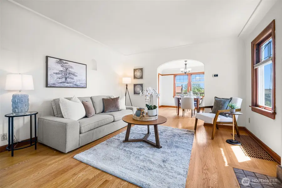 8248 16th Avenue Ne, Seattle, WA 98115 - #2