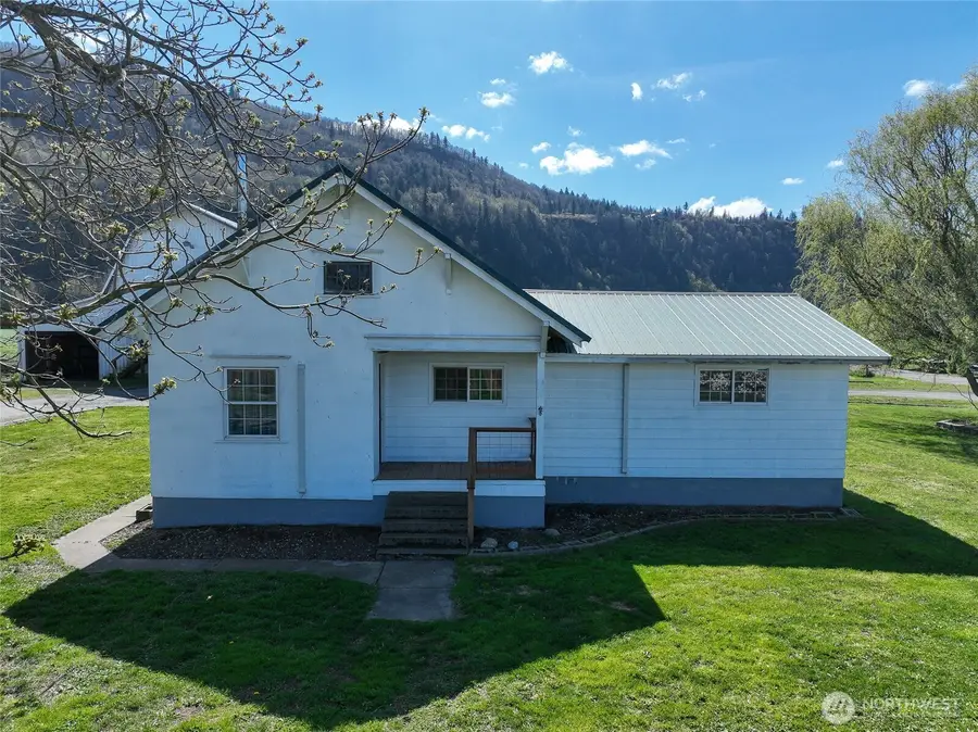 5419 Hillview Road, Sumas, WA 98295 - #2