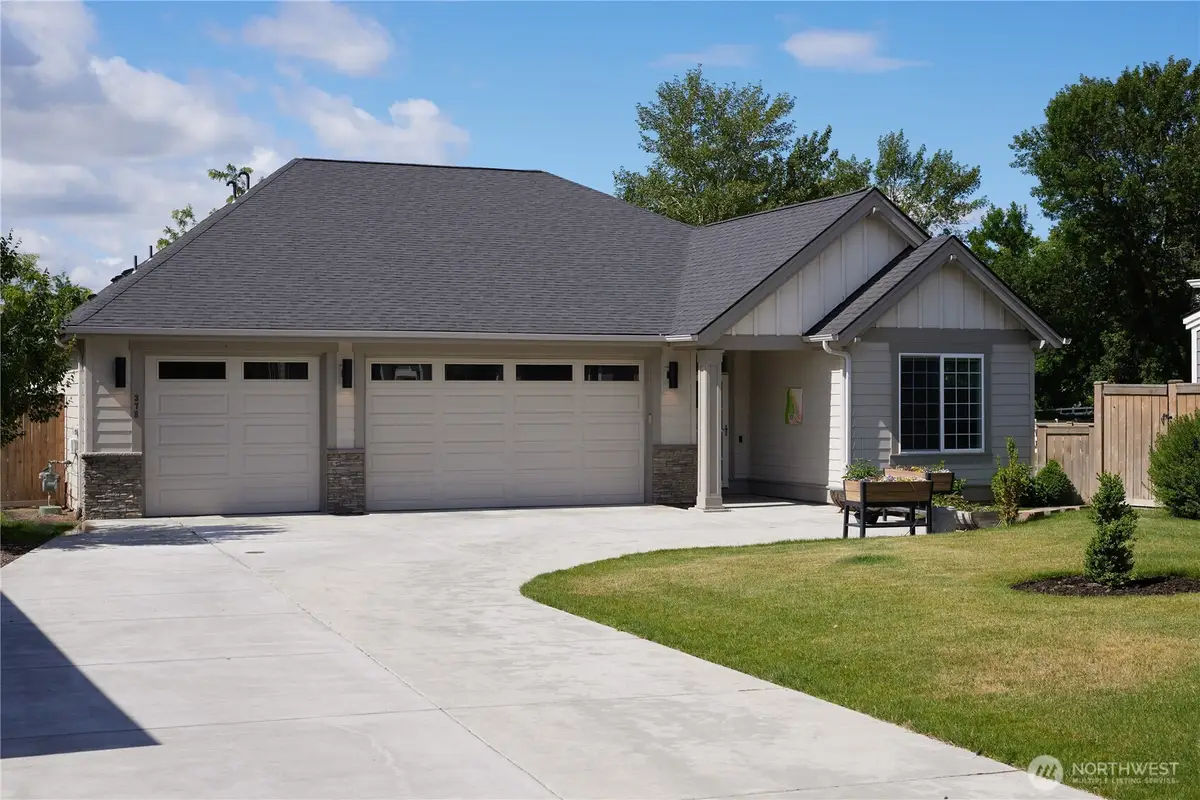 378 Chardonnay Ct, Walla Walla, WA 99362 - #1