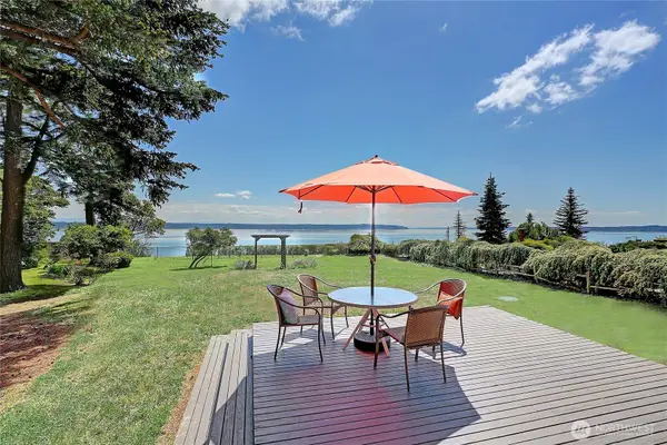 562 Moe Road, Camano Island, WA 98282