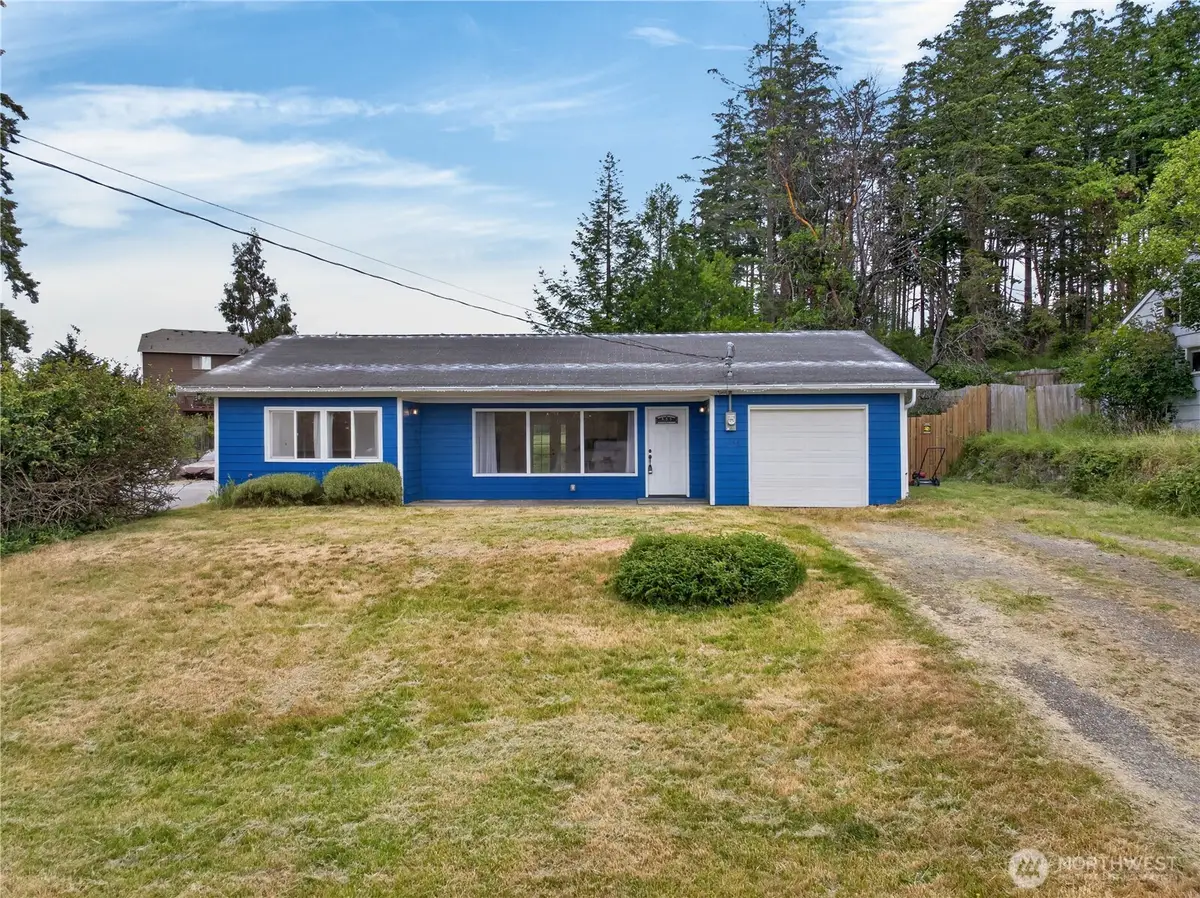1056 View Ridge Drive, Oak Harbor, WA 98277 - #1
