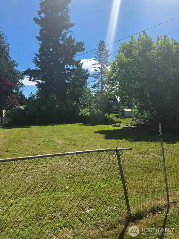 1718 Snyder Avenue #2, Bremerton, WA 98312