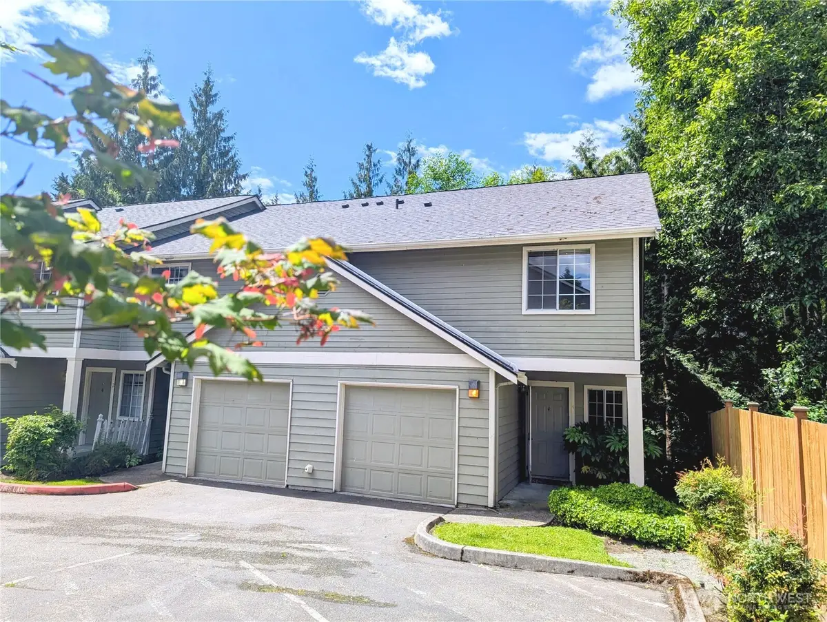 9825 18th Avenue W #E4, Everett, WA 98204 - #1