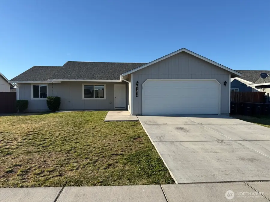 1316 W Electra Street, Moses Lake, WA 98837 - #2