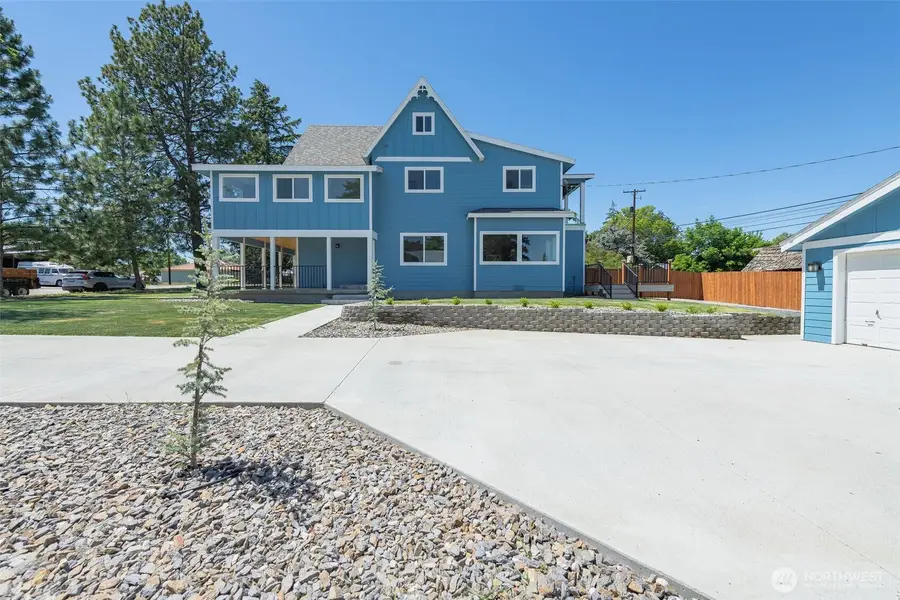 209 W Ash Street, Waterville, WA 98858 - #2