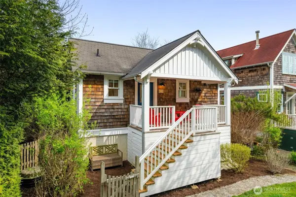 73 Lily Lane, Pacific Beach, WA 98571