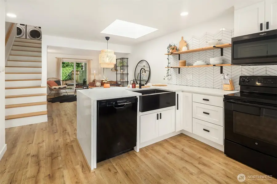 13146 113th Place Ne, Kirkland, WA 98034 - #3