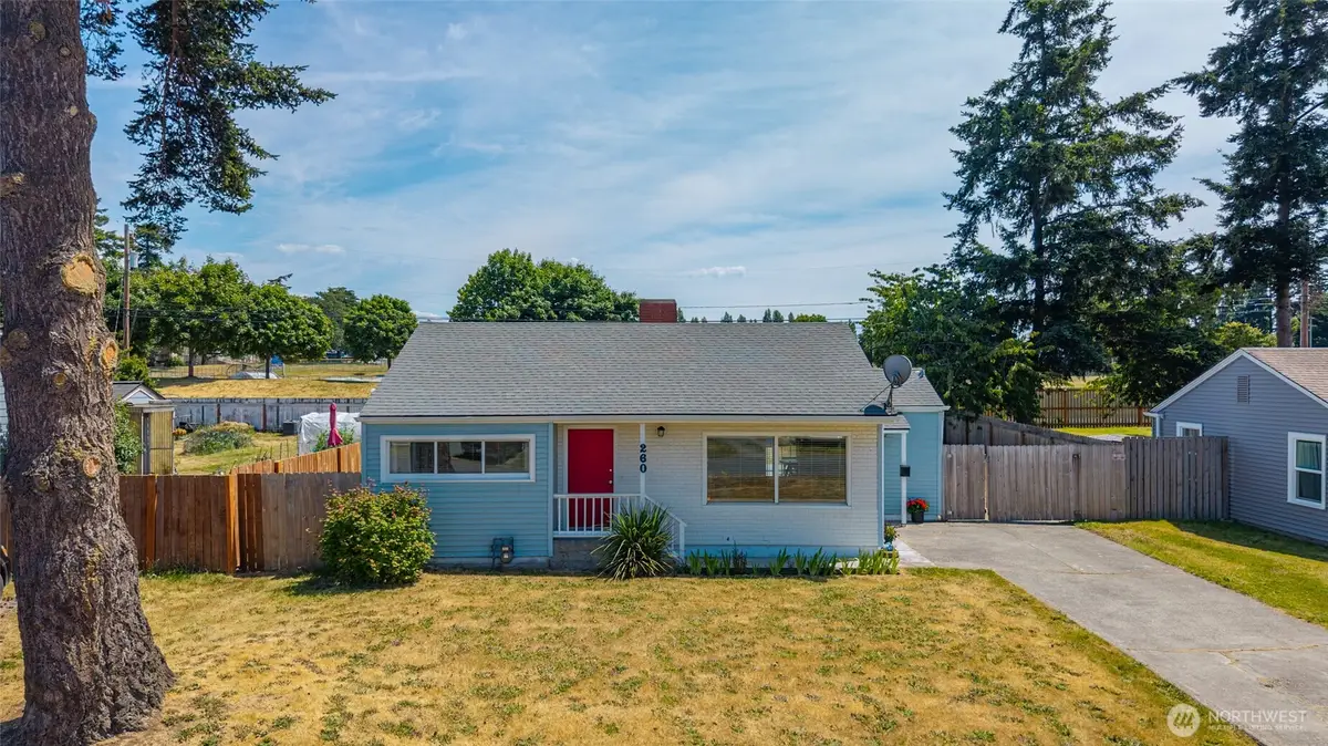 260 SE Glencoe Street, Oak Harbor, WA 98277 - #1