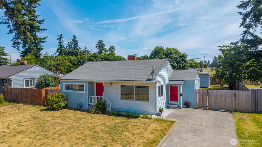 260 SE Glencoe Street, Oak Harbor, WA 98277 - #2