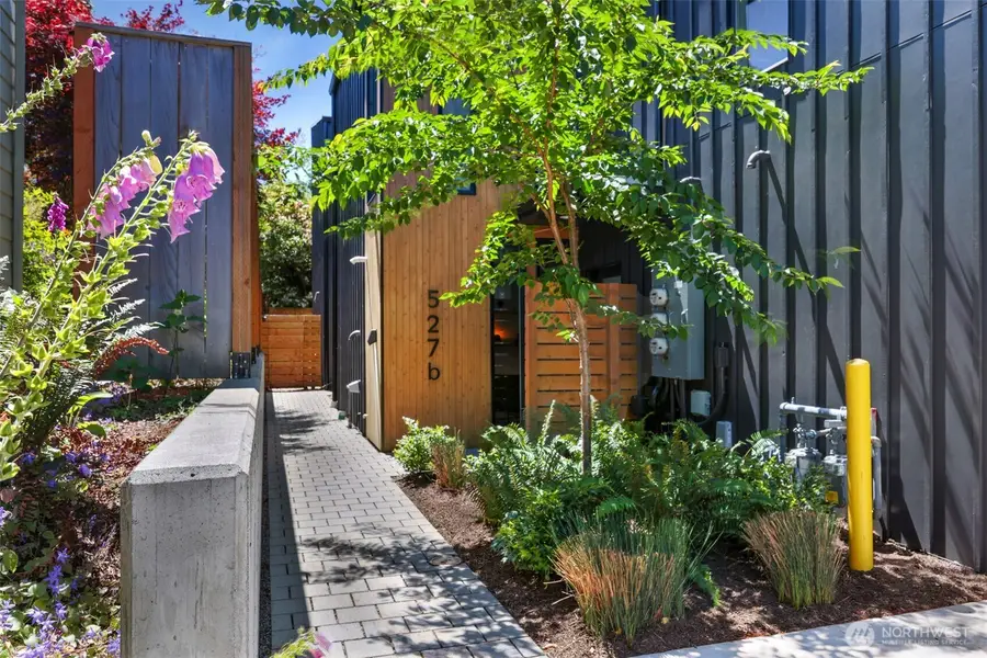 527 NE 89th Street, Seattle, WA 98115 - #2