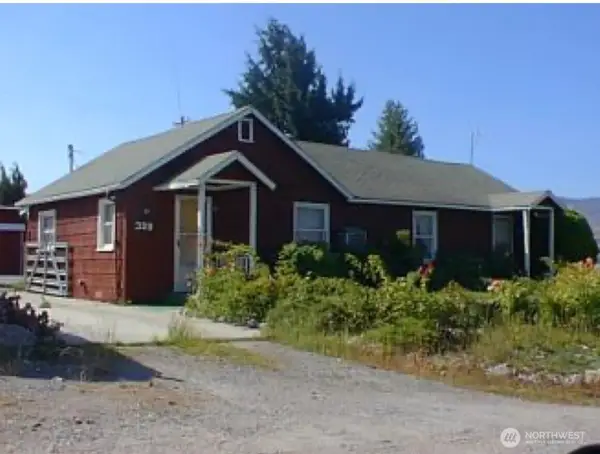 329 Mountain View Place, East Wenatchee, WA 98802