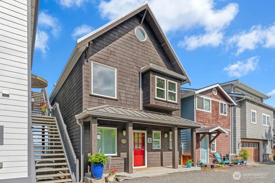 2707 Day Island Blvd W, University Place, WA 98466 - #2