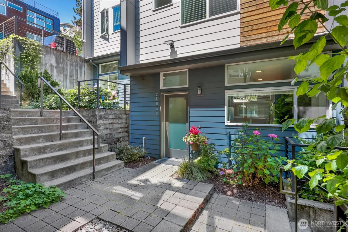 2605 22nd Ave W Unit B, Seattle, WA 98199 - #1