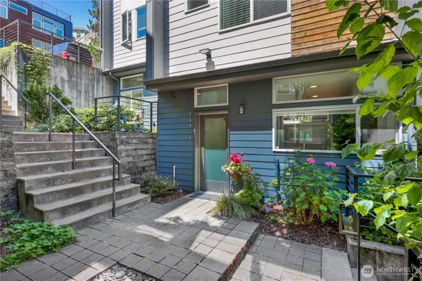 2605 22nd Ave W Unit B, Seattle, WA 98199