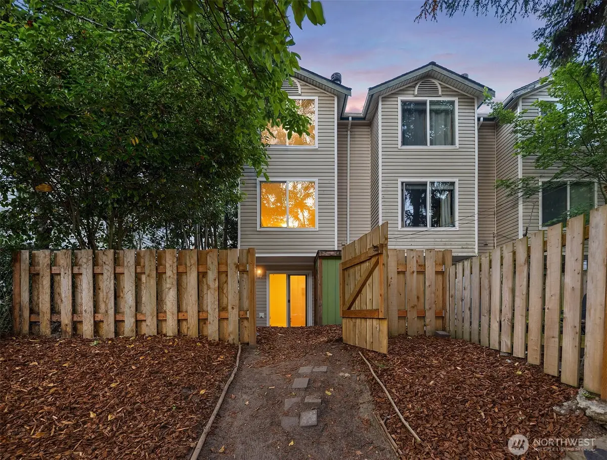 3222 21st Avenue W #A, Seattle, WA 98199 - #1