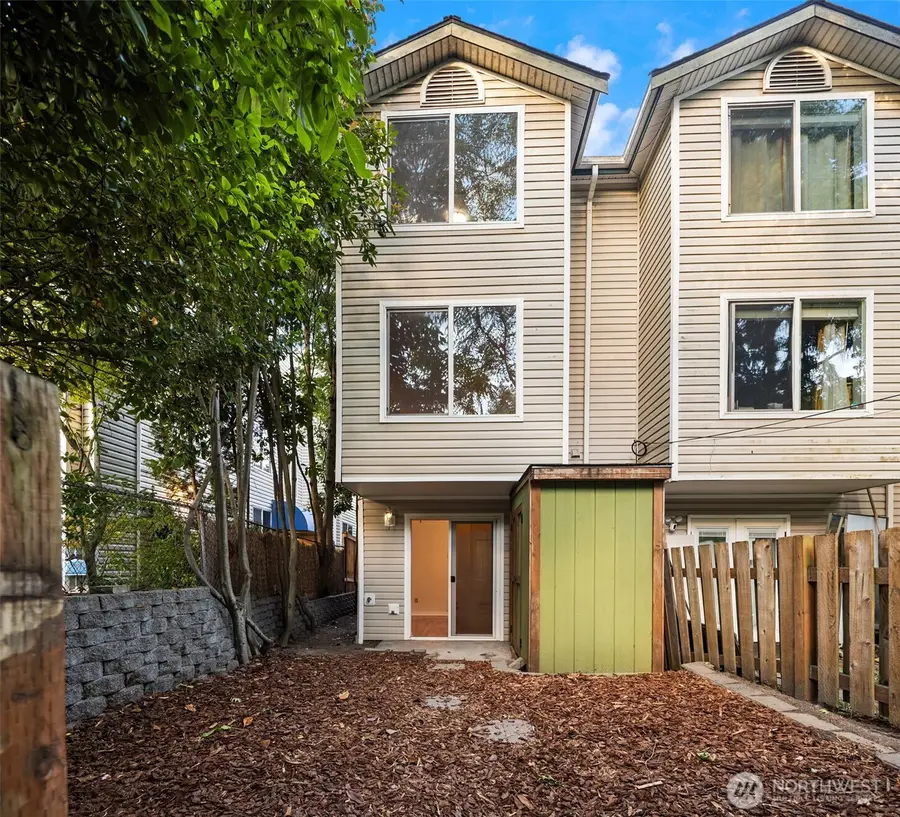 3222 21st Avenue W #A, Seattle, WA 98199 - #2