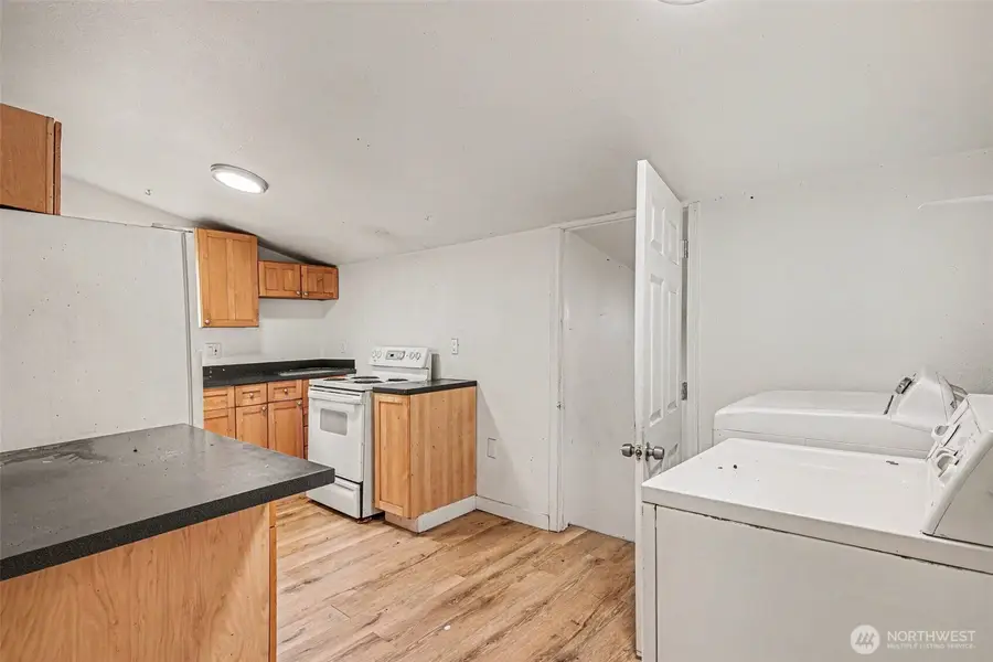 1207 SW Cambridge Street, Seattle, WA 98106 - #3